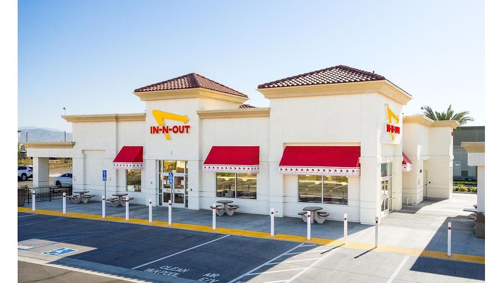 In-N-Out Burger | 22410 Van Buren Boulevard, Riverside, CA 92518, USA | Phone: (800) 786-1000