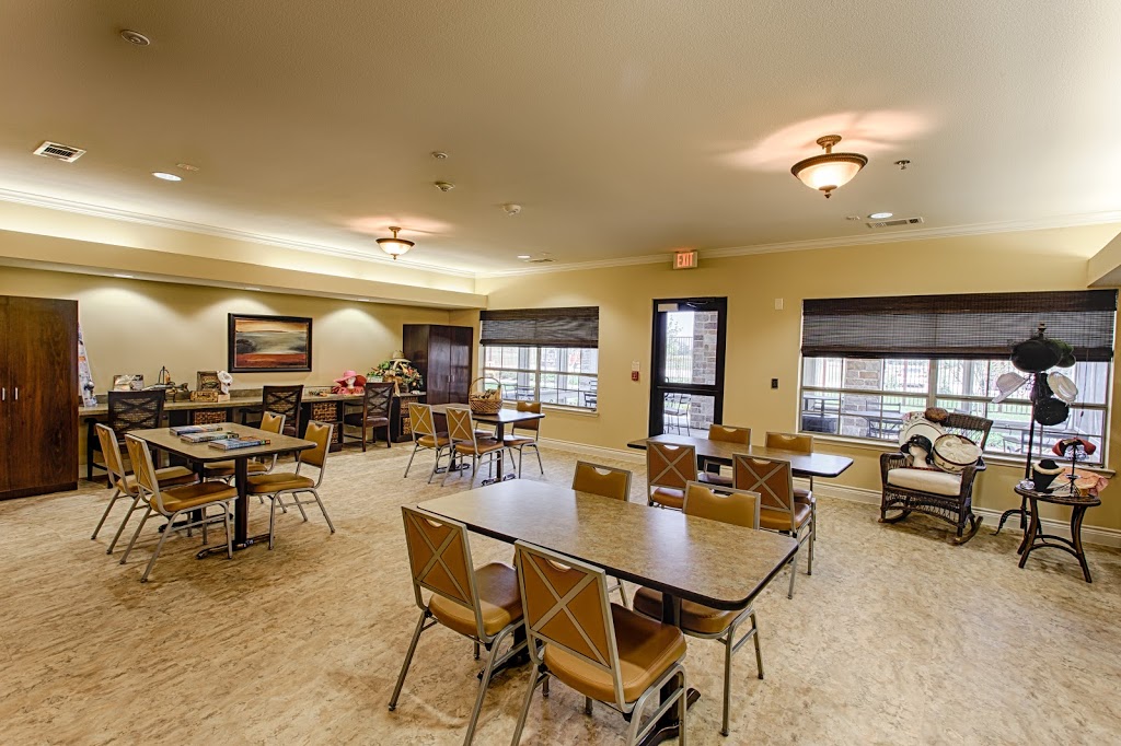 Heritage Place Assisted Living & Memory Care | 621 Old Hwy 1187, Burleson, TX 76028 | Phone: (682) 282-3295