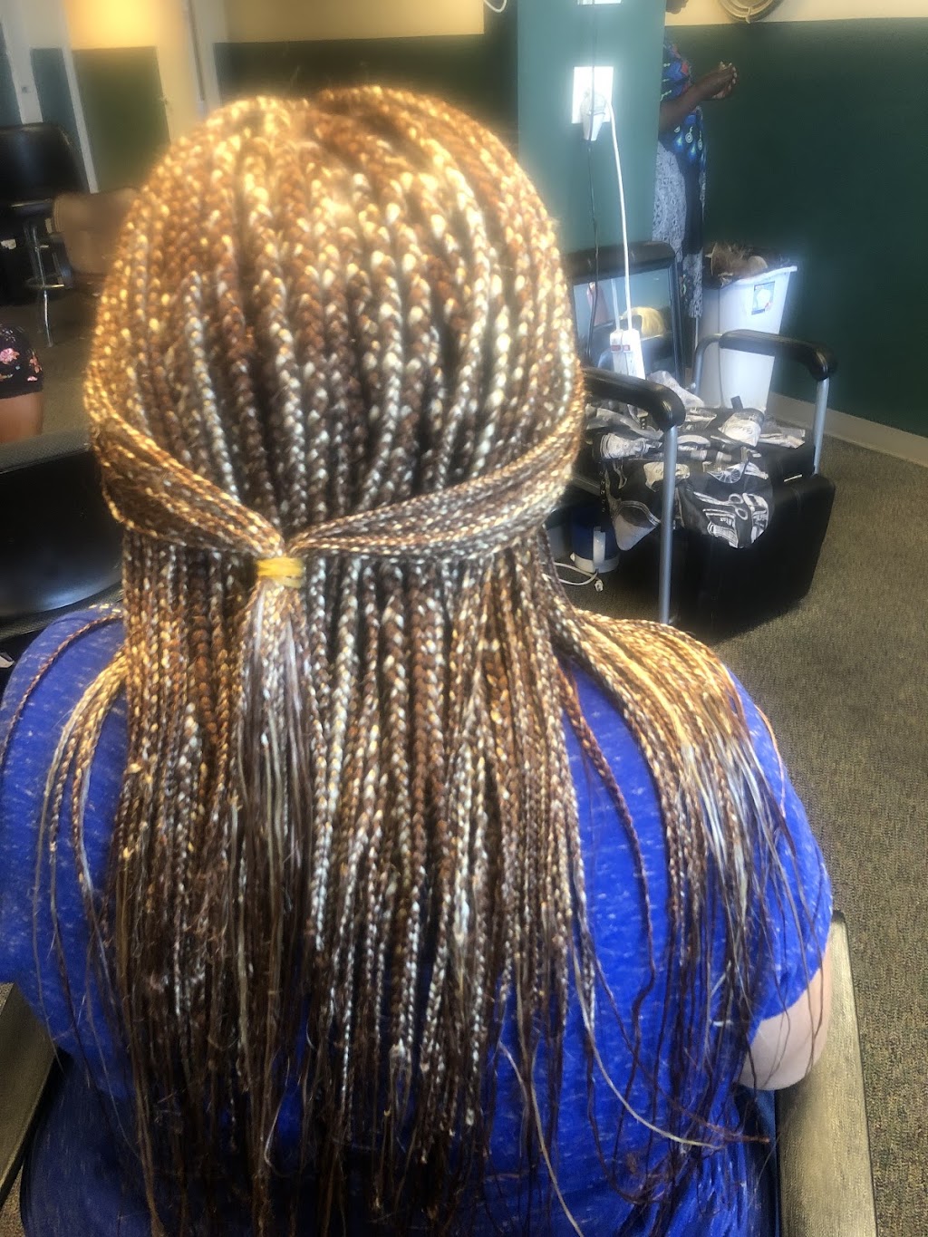 International African Hair Braiding | Hair Salon | 1574 Gallatin Pike N A, Madison, TN 37115, USA | Phone: (615) 457-4202