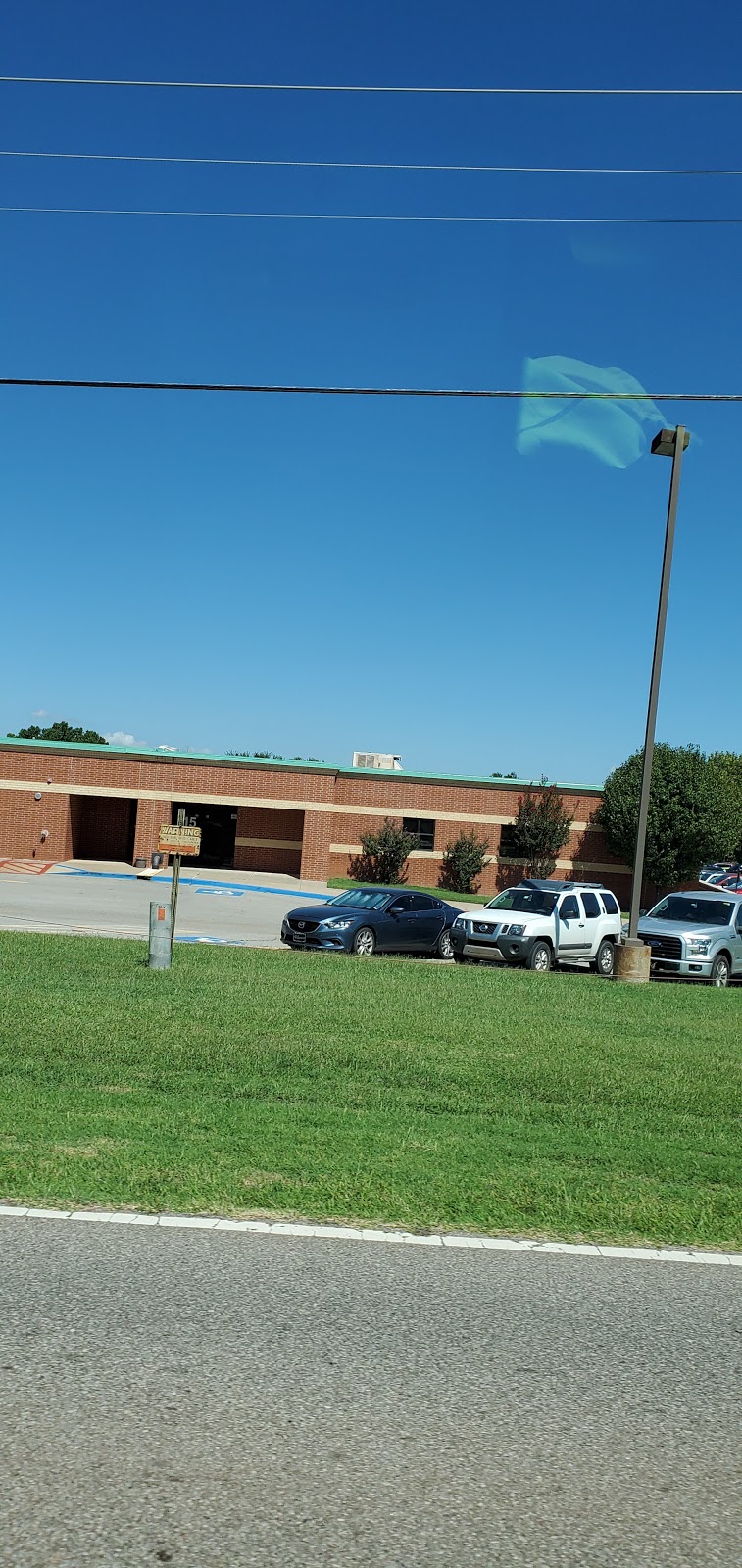 Mustang Trails Elementary School | 12025 SW 15th St, Yukon, OK 73099, USA | Phone: (405) 324-0016