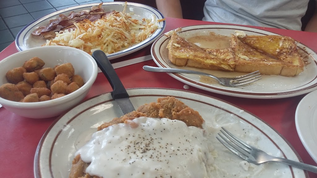 Moms Diner | 11691 N Garnett Rd, Collinsville, OK 74021 | Phone: (918) 553-6565