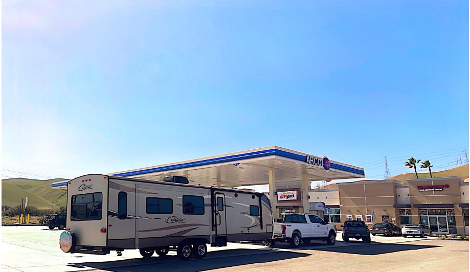 Triangle Truck Stop | 7051 McCracken Rd, Westley, CA 95387 | Phone: (209) 343-5010