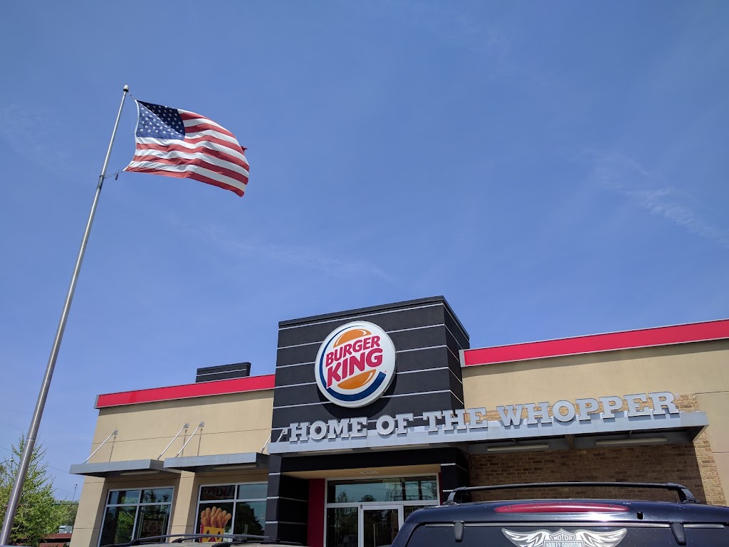 Burger King | 830 J Clyde Morris Blvd, Newport News, VA 23601, USA | Phone: (757) 594-0417
