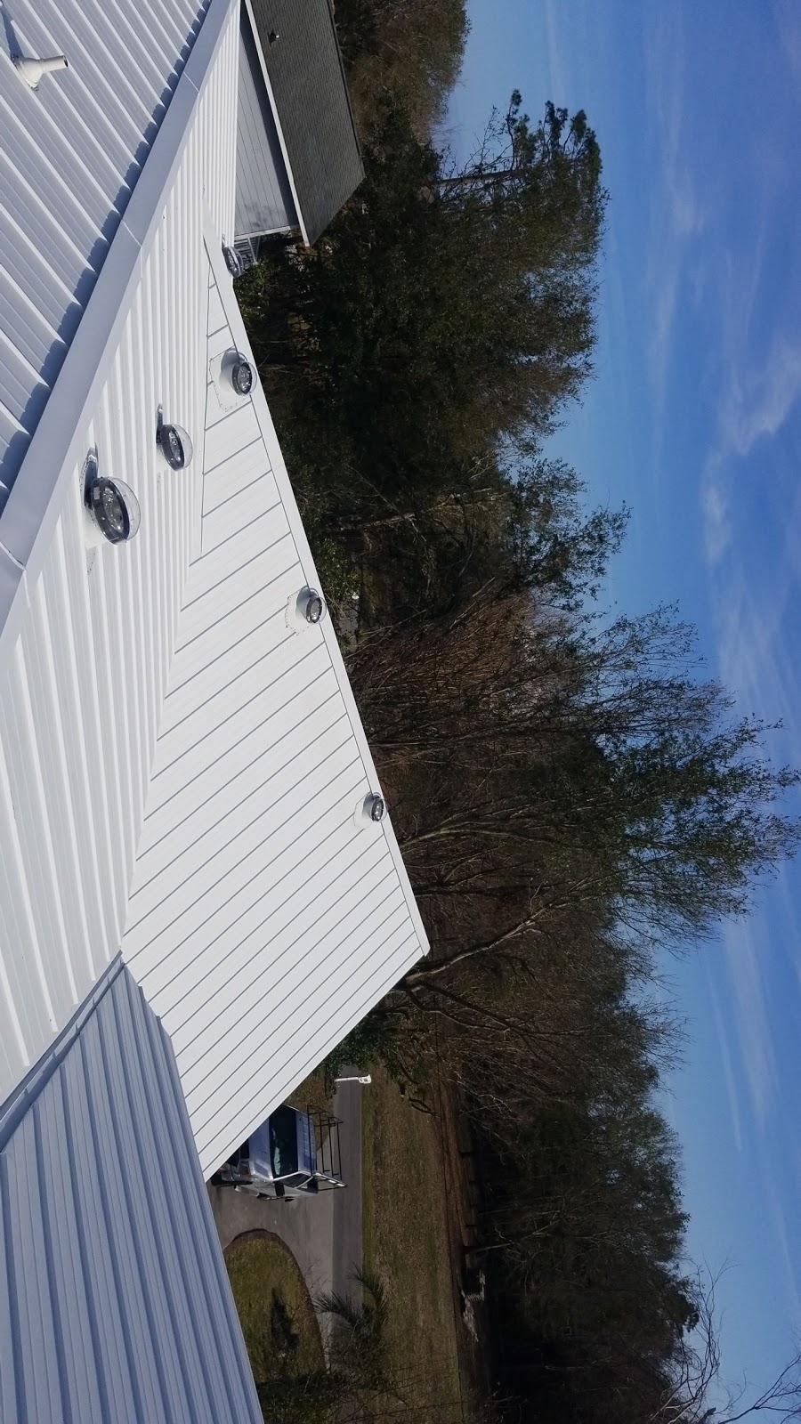 J roofing Residential, INC . | 219 Highland Dr N, Chapel Hill, NC 27517, USA | Phone: (919) 285-6649