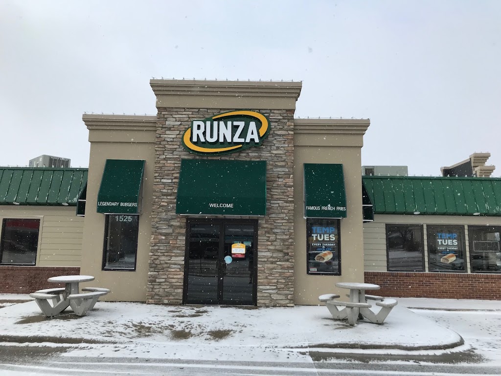 Runza Restaurant | 1501 N 56th St, Lincoln, NE 68504, USA | Phone: (402) 466-1087