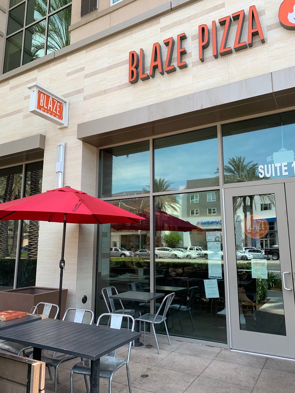 Blaze Pizza | 1800 S Harbor Blvd Suite 102, Anaheim, CA 92802, USA | Phone: (714) 855-3136