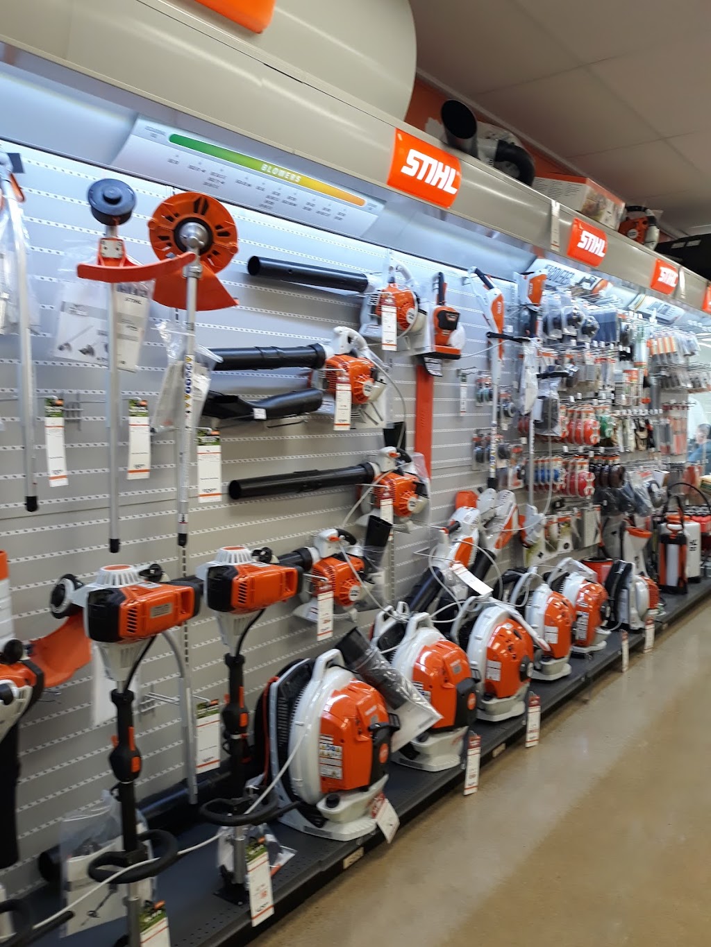 E&H Ace Hardware | 1400 W High St, Orrville, OH 44667, USA | Phone: (330) 930-0320