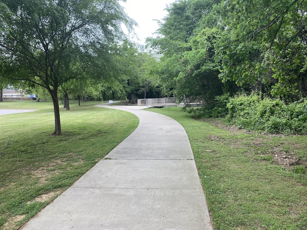 Village Park | 907 Saddle Brook Dr #901, Highland Village, TX 75077, USA | Phone: (972) 317-4730