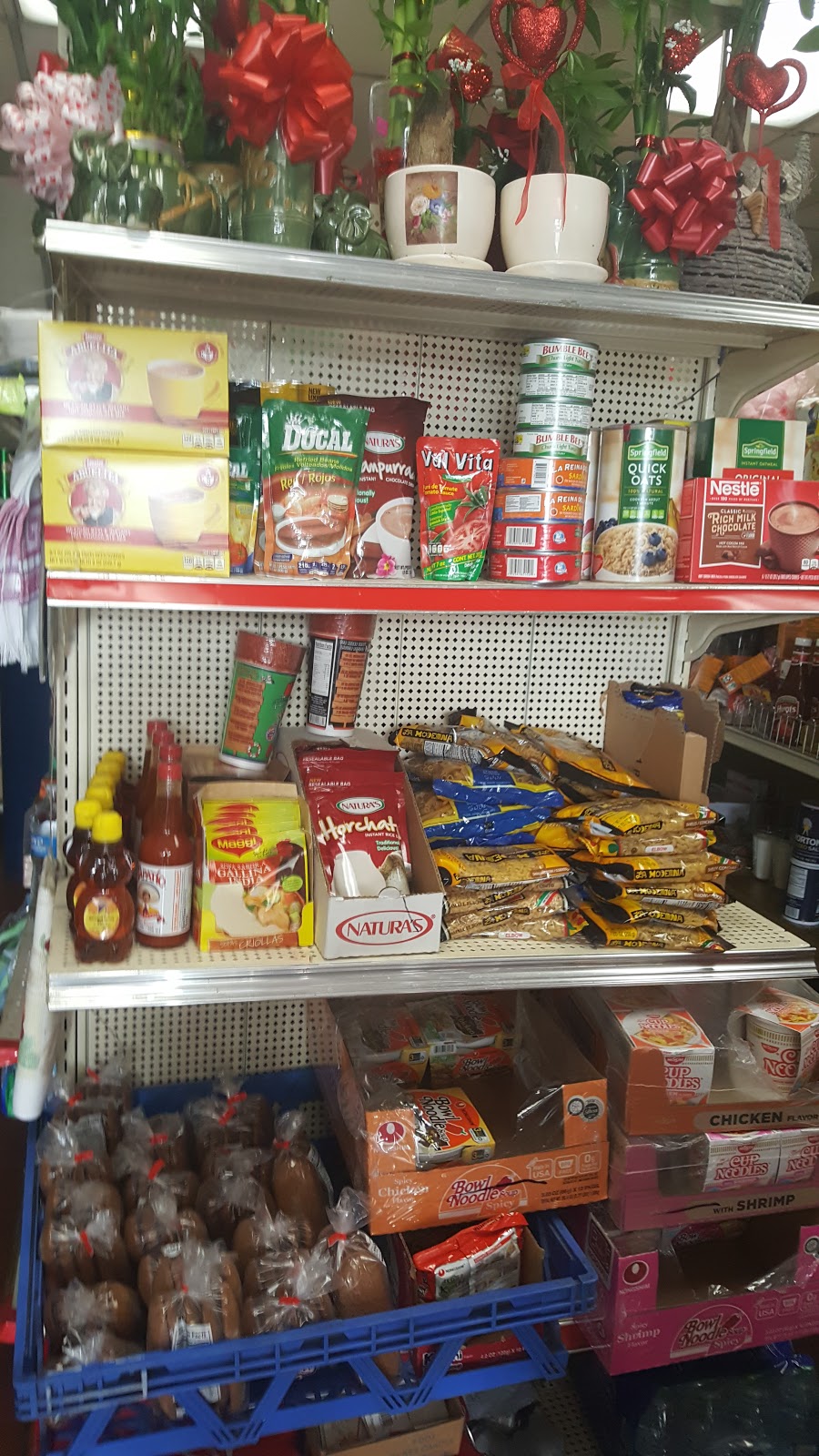 99 Plus Discount Store | 8100 California Ave #F, South Gate, CA 90280, USA | Phone: (323) 569-3856