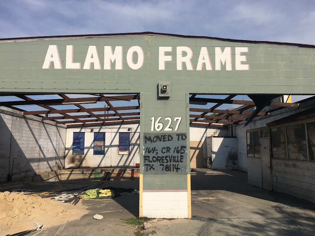 Alamo Frame & Aligning | 164 County Rd 165, Floresville, TX 78114, USA | Phone: (210) 224-8451
