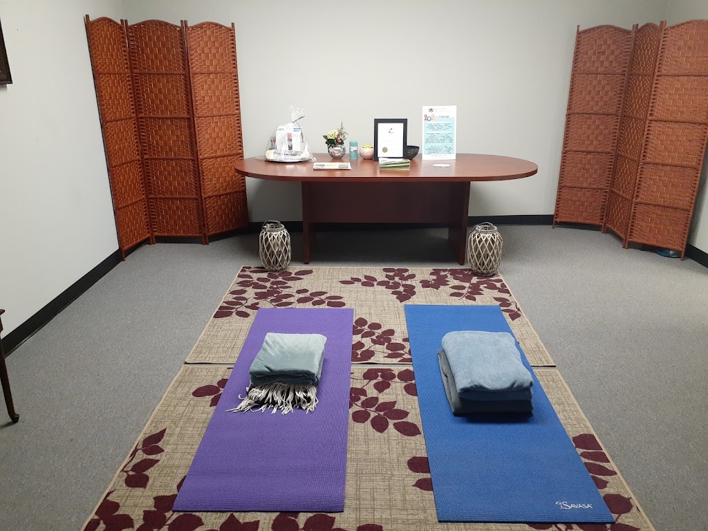 HeartMind Yoga & Healing Centre ONLINE | 5927 Thorold Stone Rd, Niagara Falls, ON L2H 3E1, Canada | Phone: (647) 960-7620