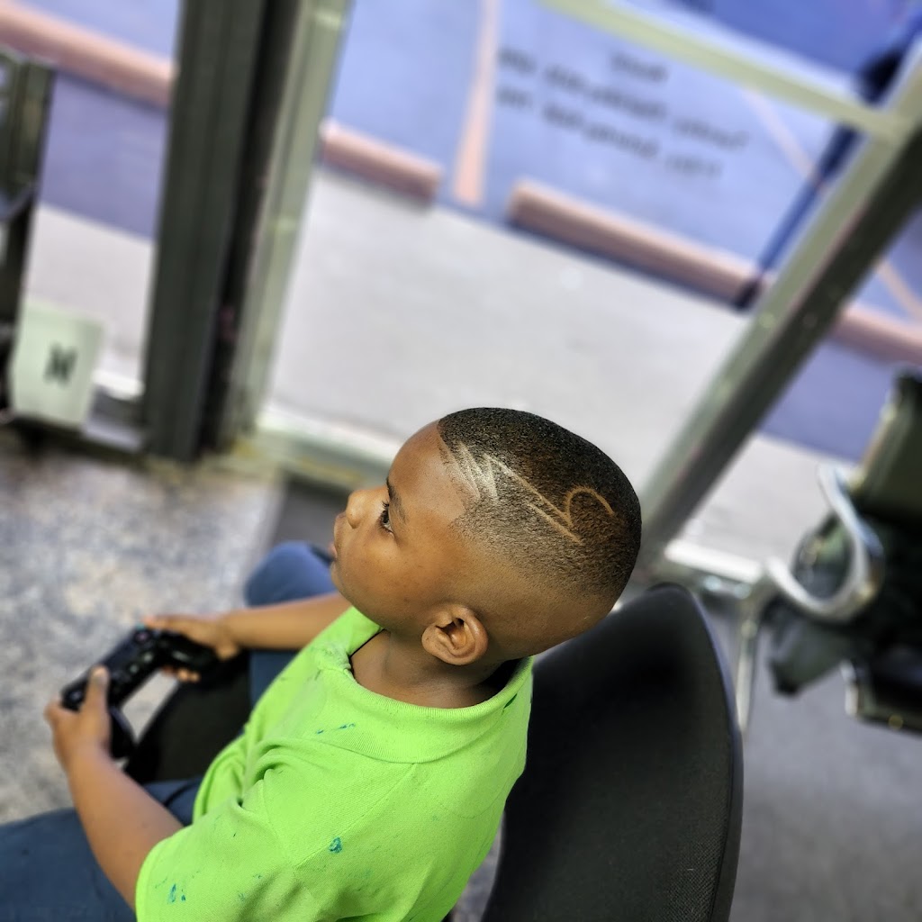 Marvelous Cuts LLC Barbershop | 35974 Gratiot Ave, Clinton Twp, MI 48035, USA | Phone: (586) 422-3260