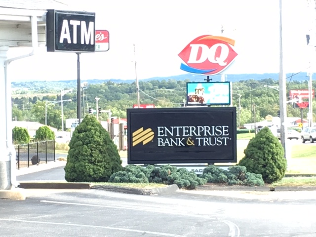 Enterprise Bank & Trust | 121 Jefferson Square, DeSoto, MO 63020, USA | Phone: (636) 337-3636