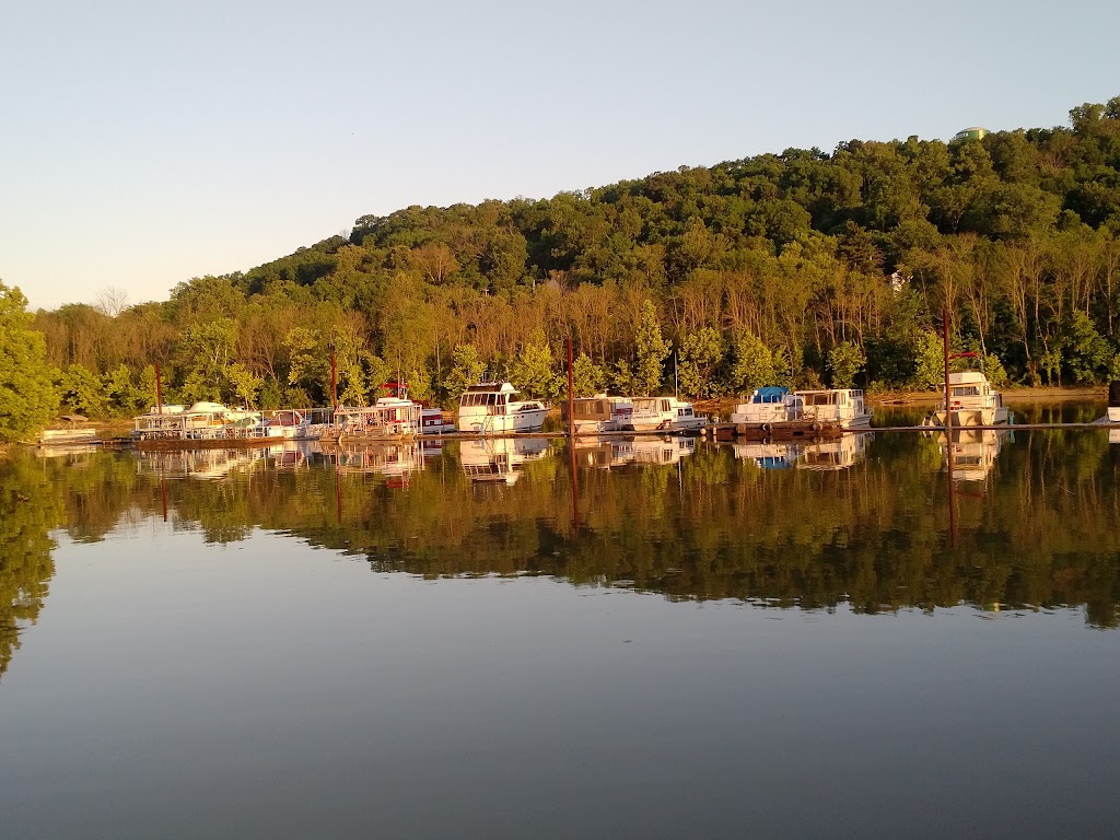 Sunset Bay Marina and Campground | 799 Westside Dr, Aurora, IN 47001, USA | Phone: (513) 266-1117