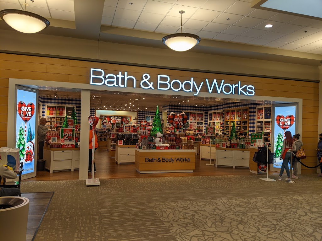 Bath & Body Works | 1437 E Dixie Dr, Asheboro, NC 27203, USA | Phone: (336) 318-1253