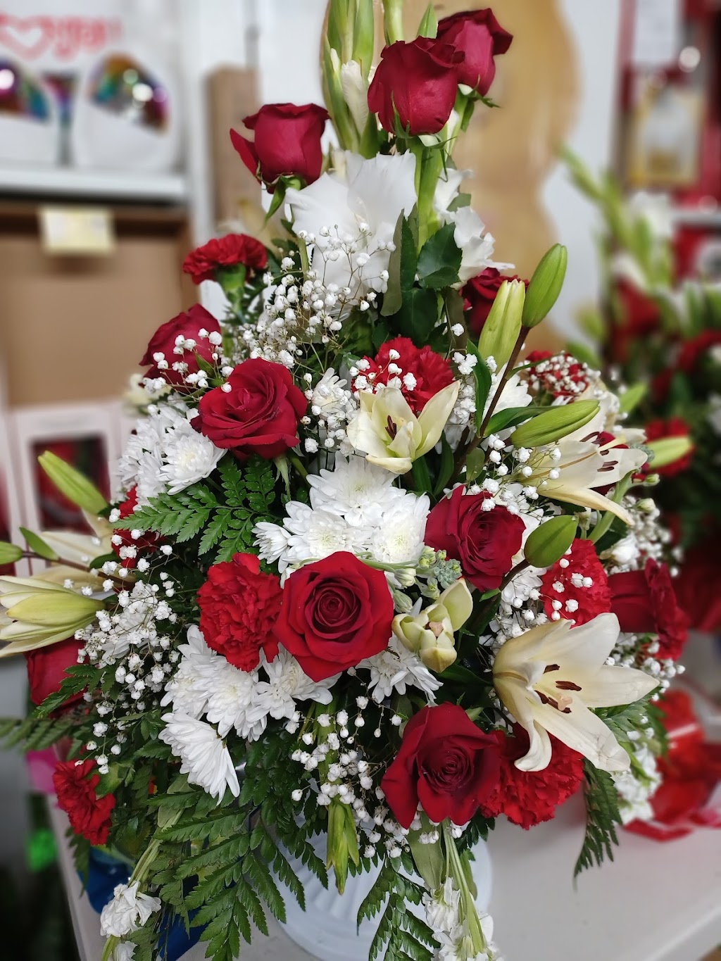 Taysha Florist | 191 Henry Johnson Blvd, Albany, NY 12210, USA | Phone: (518) 650-7583