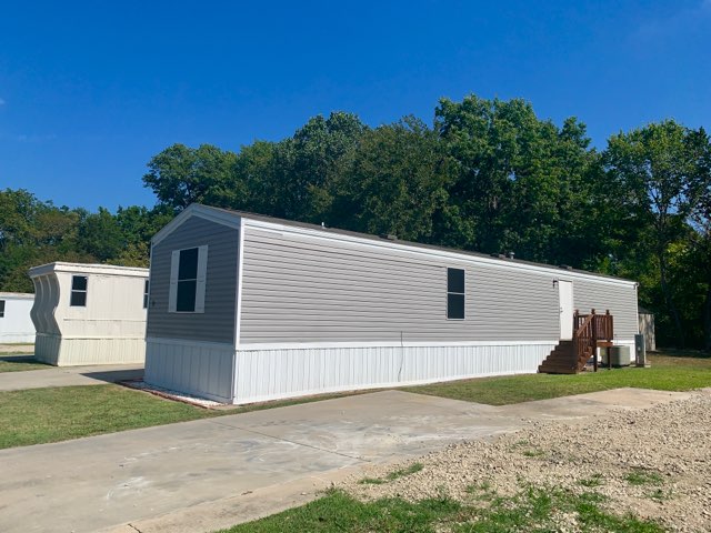 Spring Manor Manufactured Home Community | 3728 Marina Dr, Fort Worth, TX 76135, USA | Phone: (972) 376-0875