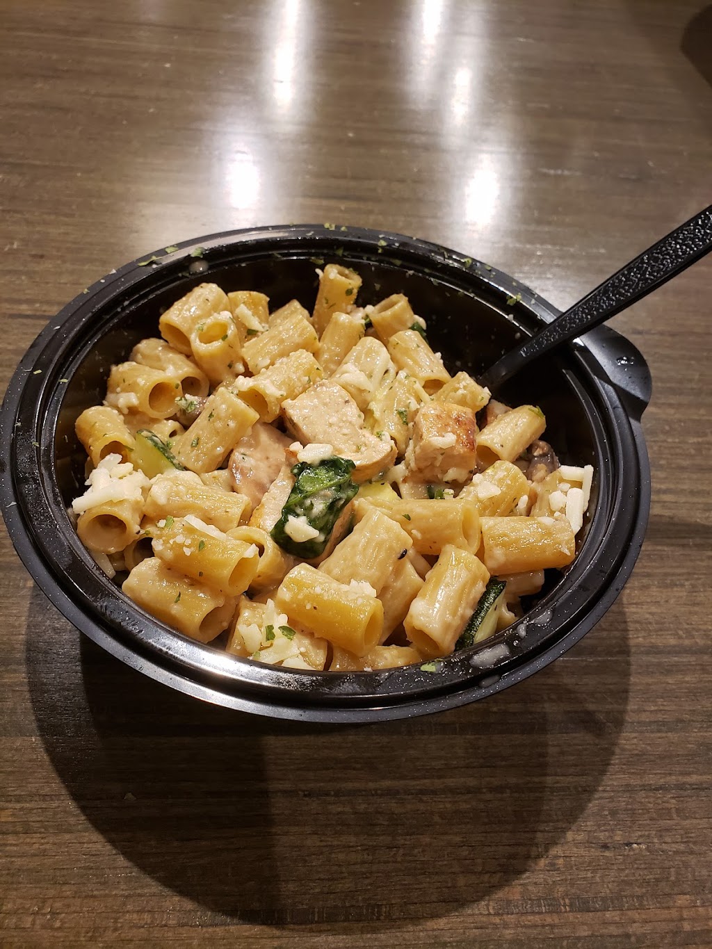 Noodles and Company | 2865 White Bear Ave, Maplewood, MN 55109, USA | Phone: (651) 748-1144