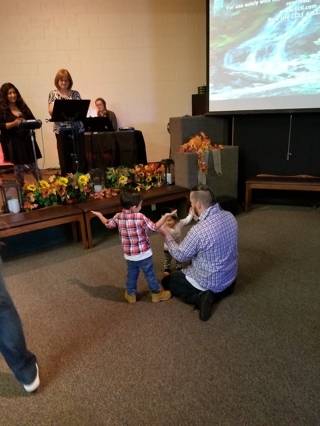 New Life Christian Center | 87 Ridge Rd, Sutter Creek, CA 95685, USA | Phone: (209) 267-1263