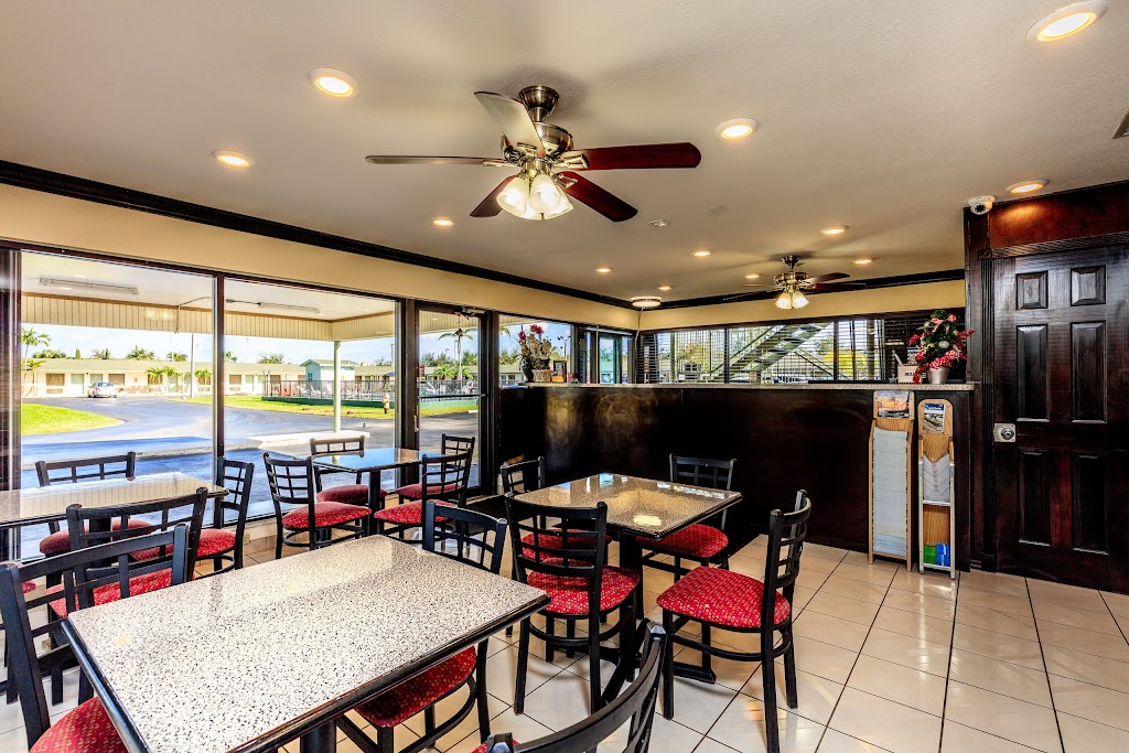 Budget Host Inn | 815 N Krome Ave, Florida City, FL 33034, USA | Phone: (305) 248-2741