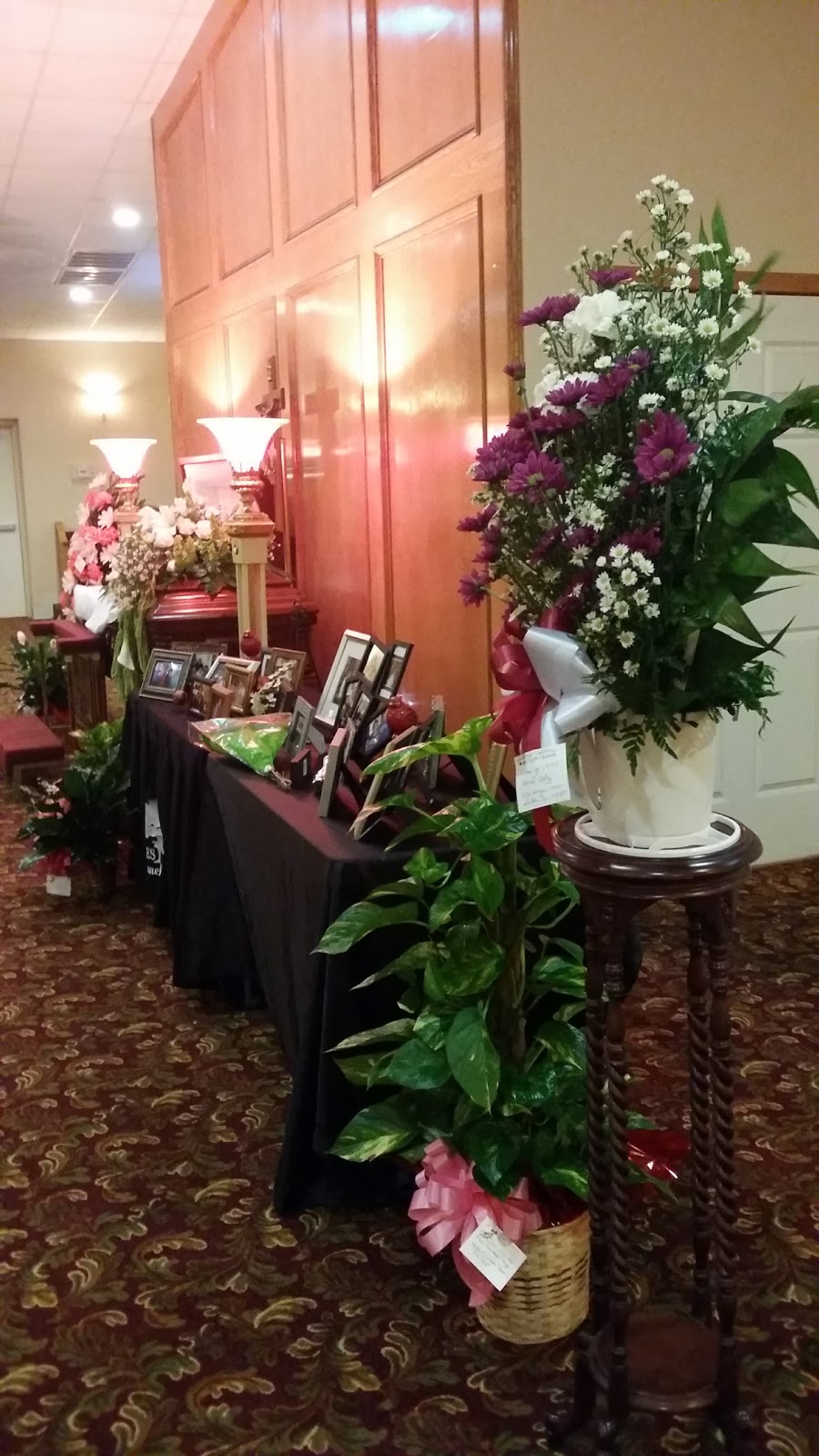 Resthaven Funeral Home | 606 S San Patricio St, Sinton, TX 78387, USA | Phone: (361) 364-1100