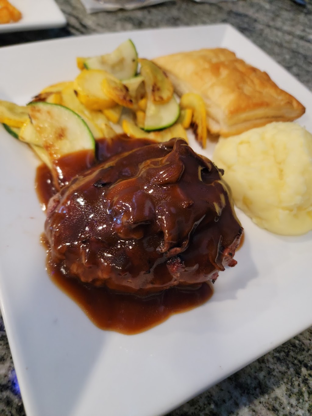 Art & Jakes Sports Bar Clarkston | 6898 Sashabaw Rd, City of the Village of Clarkston, MI 48348, USA | Phone: (248) 843-2416