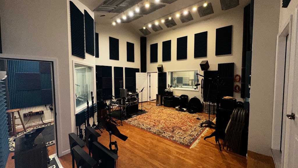 Flatlander Sound Studios, LLC | 502 N Market St, Mascoutah, IL 62258, USA | Phone: (618) 530-4490