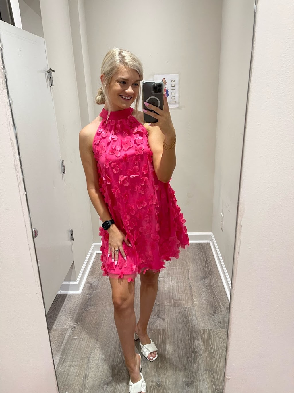 Julies Boutique | 16845 Birkdale Commons Pkwy a, Huntersville, NC 28078, USA | Phone: (704) 895-6828