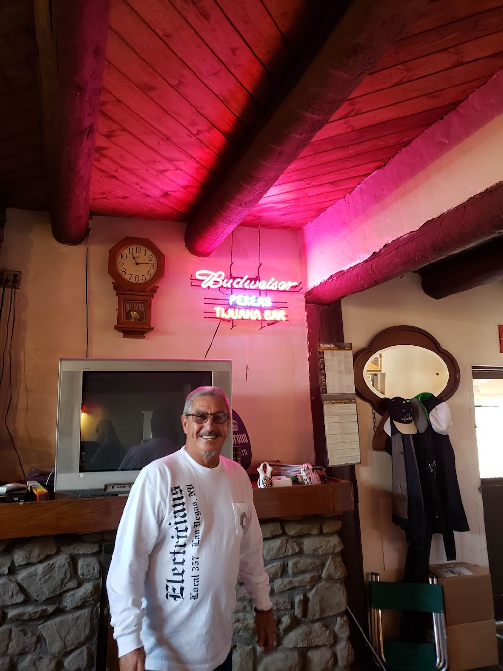 Pereas Restaurant | 4590 Corrales Rd, Corrales, NM 87048, USA | Phone: (505) 898-2442