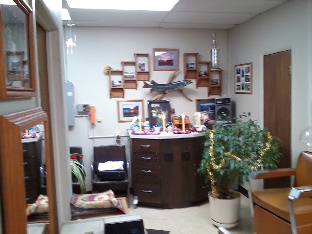 Westbrook Barber & Hair Stylng | 14809 Bowling Green Rd W, Bowling Green, OH 43402, USA | Phone: (419) 861-4092