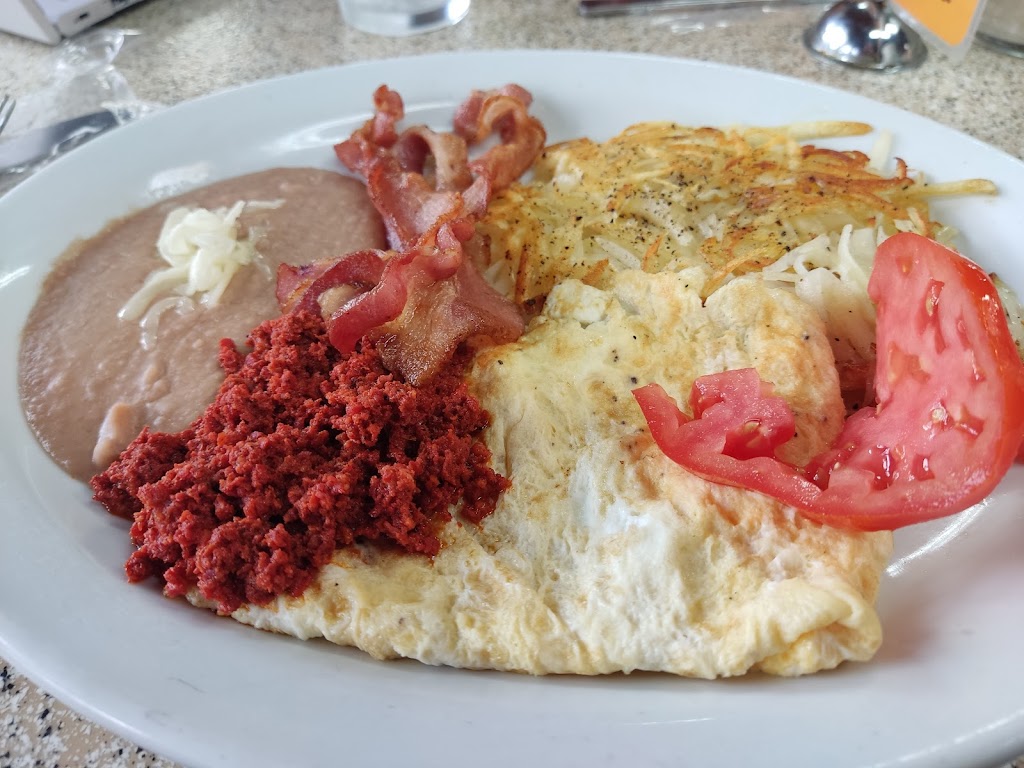 El Correcaminos | KM 93, México 3, 22766 Villa de Juárez, B.C., Mexico | Phone: 646 155 3101