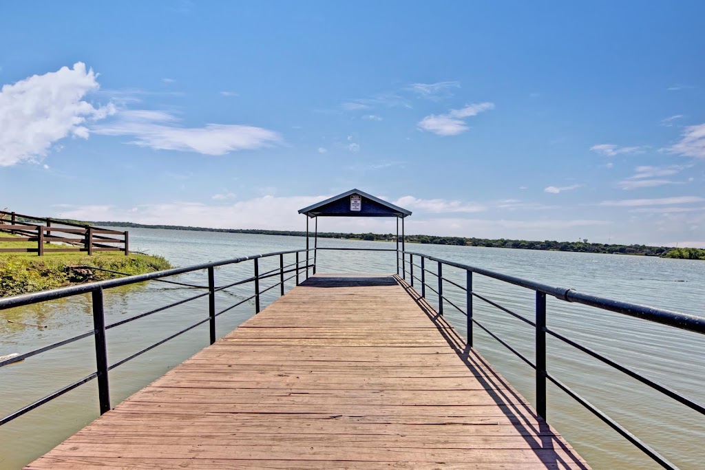 El Lago II | 5701 Martin St, Fort Worth, TX 76119, USA | Phone: (817) 478-2411