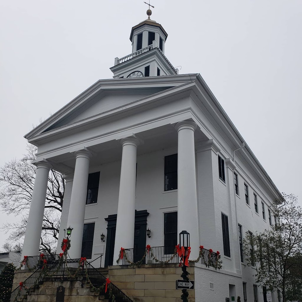 Maysville | West Front Street &, Rosemary Clooney St, Maysville, KY 41056, USA | Phone: (800) 872-7245