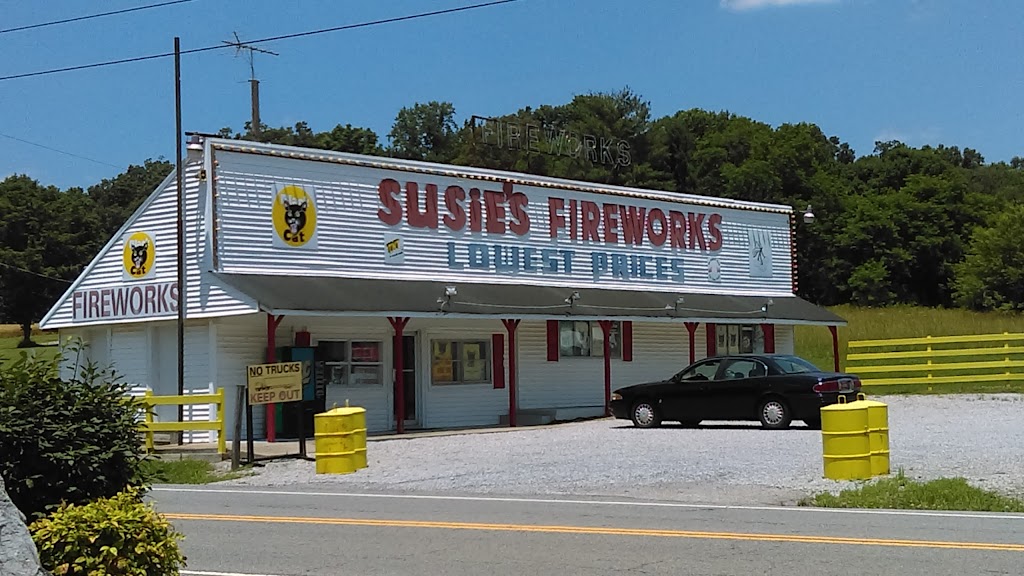 Susies Fireworks | 9118 TN-52, Portland, TN 37148, USA | Phone: (615) 828-8629