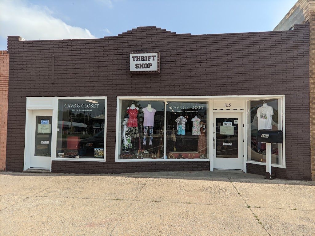 CAVE & CLOSET THRIFT | 103 E 10th St, Harper, KS 67058, USA | Phone: (316) 749-8718