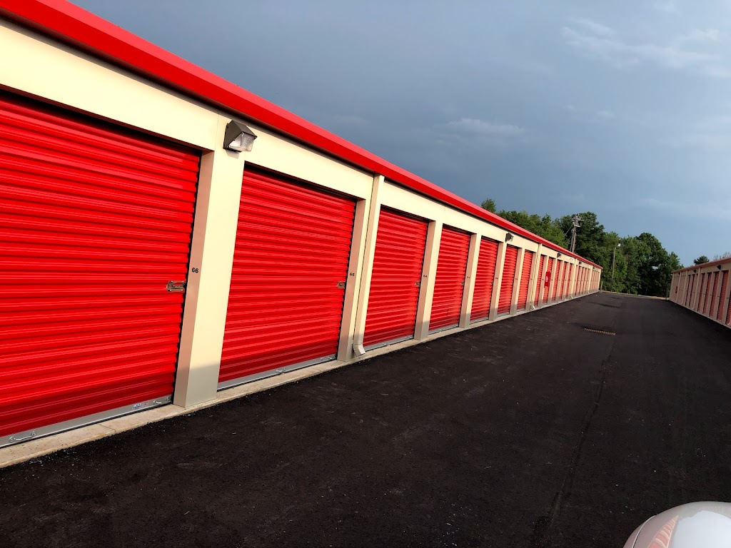 Asheboro Self Storage | 125 Commerce Pl, Asheboro, NC 27203 | Phone: (336) 465-9990