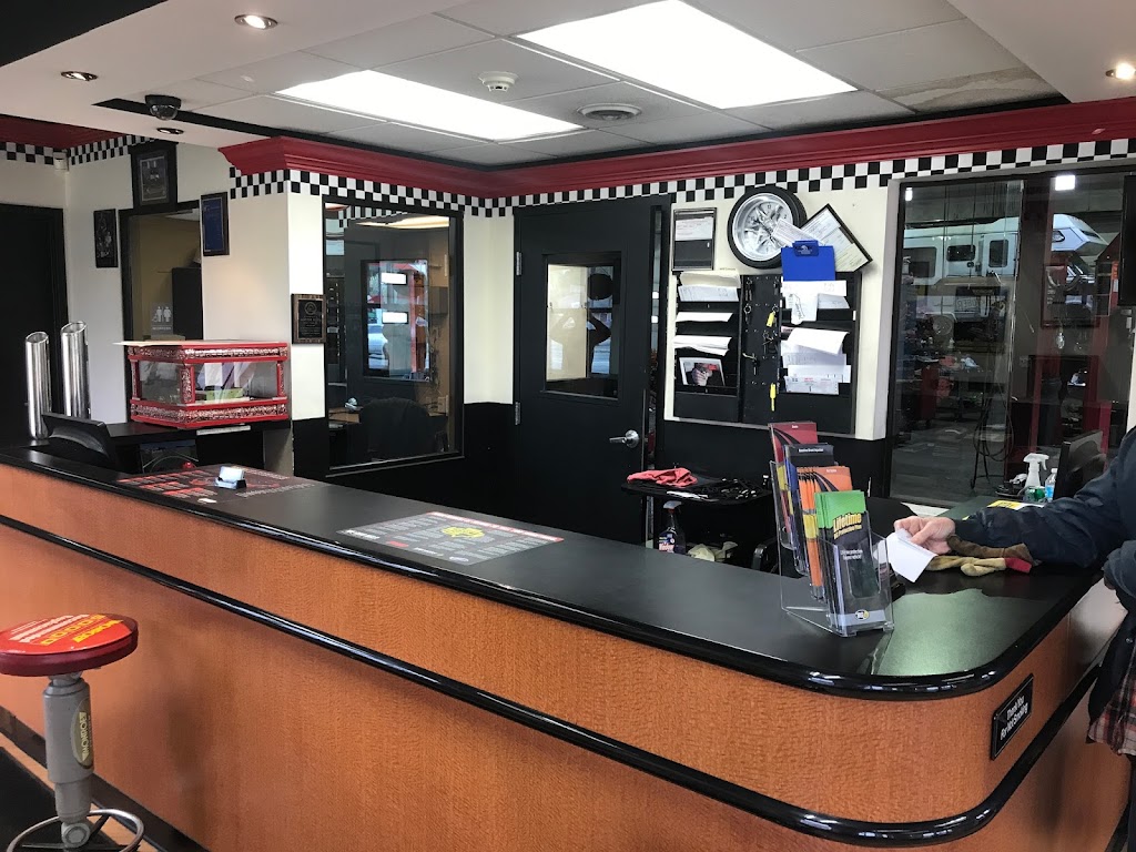 DISCOUNT AUTO REPAIR & SPECIAL CUSTOM WELDING | 27307 W Seven Mile Rd, Redford Charter Twp, MI 48240, USA | Phone: (313) 533-5330