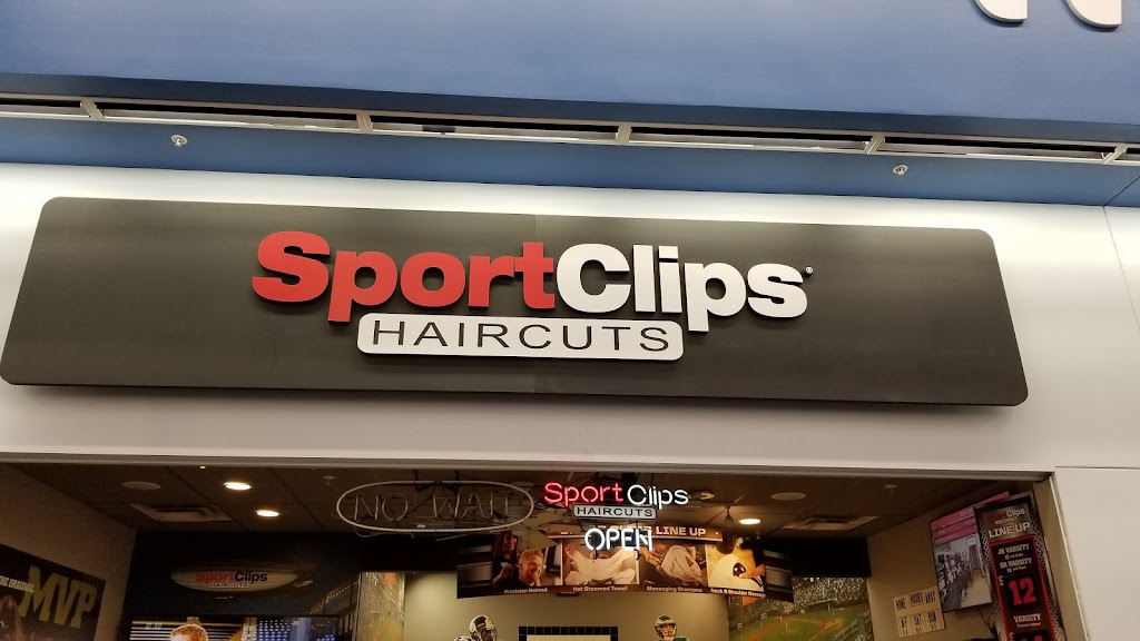 Sport Clips Haircuts of Horizon City | 13900 Horizon Blvd, Horizon City, TX 79928, USA | Phone: (915) 852-4848