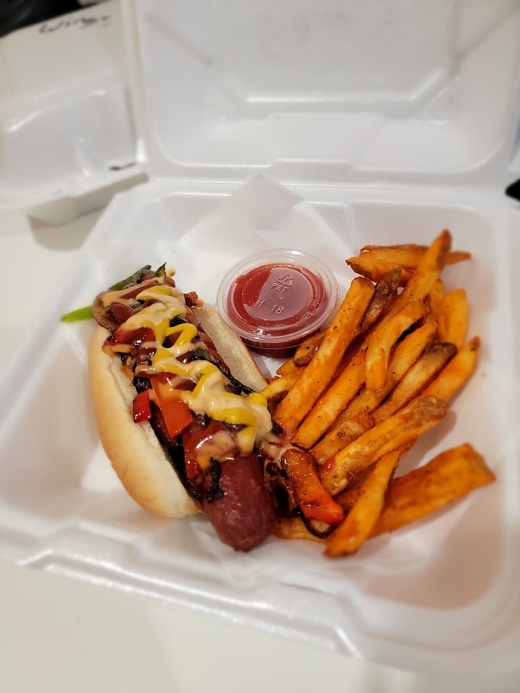 Underdogs | 156 S Brand Blvd, Glendale, CA 91204, USA | Phone: (818) 484-7677