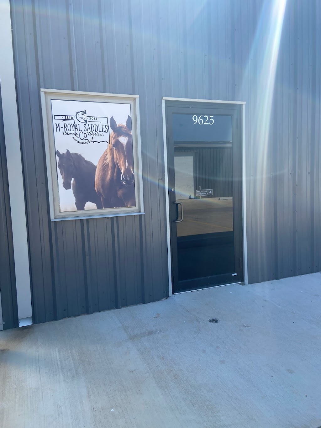 M-Royal Saddles | 9625 N Council Rd, Oklahoma City, OK 73162, USA | Phone: (405) 430-0957