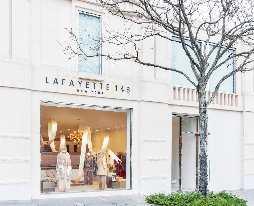 Lafayette 148 New York | Americana Manhasset | 1982 Northern Blvd, Manhasset, NY 11030, USA | Phone: (516) 441-5980