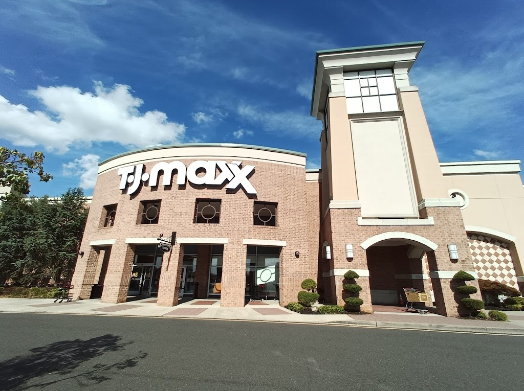 T.J. Maxx | 4773 US-9, Howell Township, NJ 07731, USA | Phone: (732) 730-2860