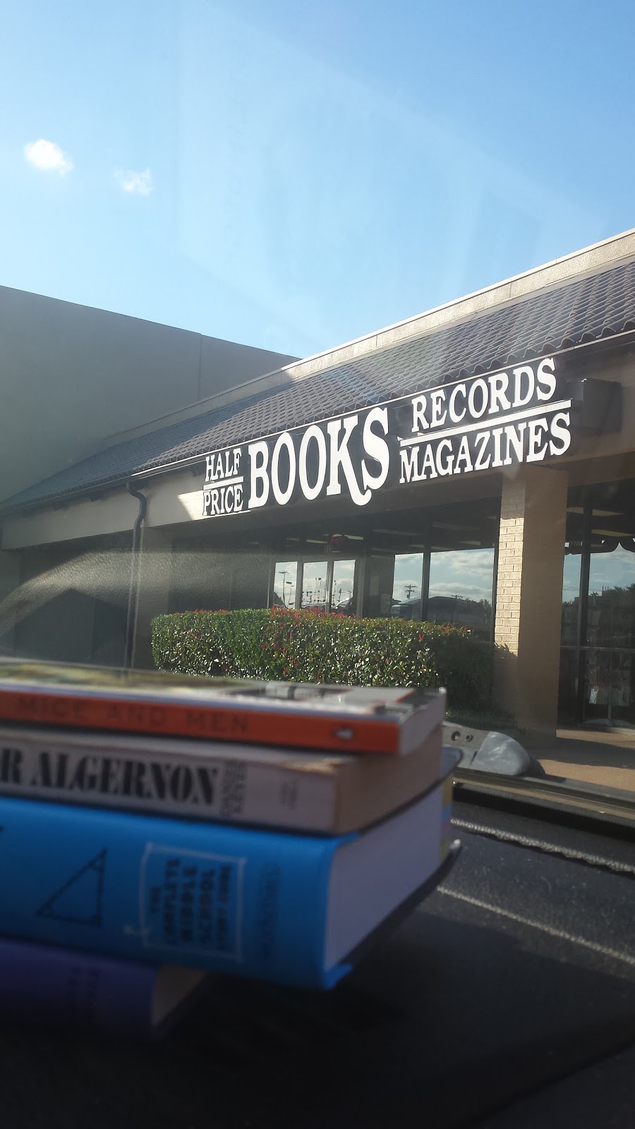 Half Price Books | 713 Harwood Rd, Bedford, TX 76021, USA | Phone: (817) 581-9888