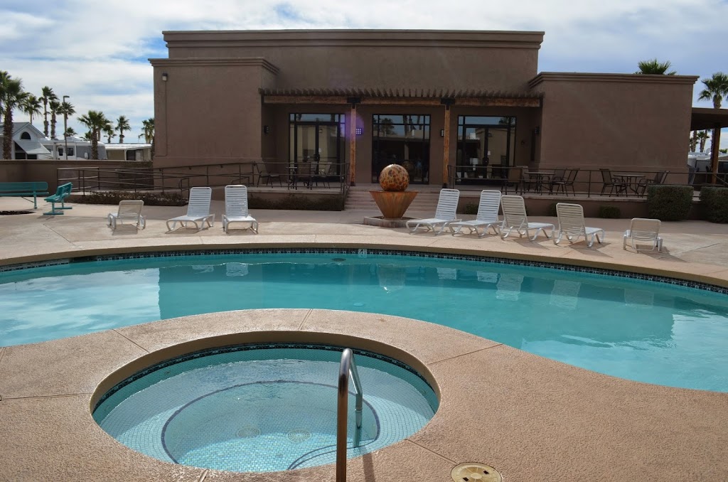 Superstion Lookout RV Resort | 1371 E 4th Ave, Apache Junction, AZ 85119 | Phone: (480) 982-2008