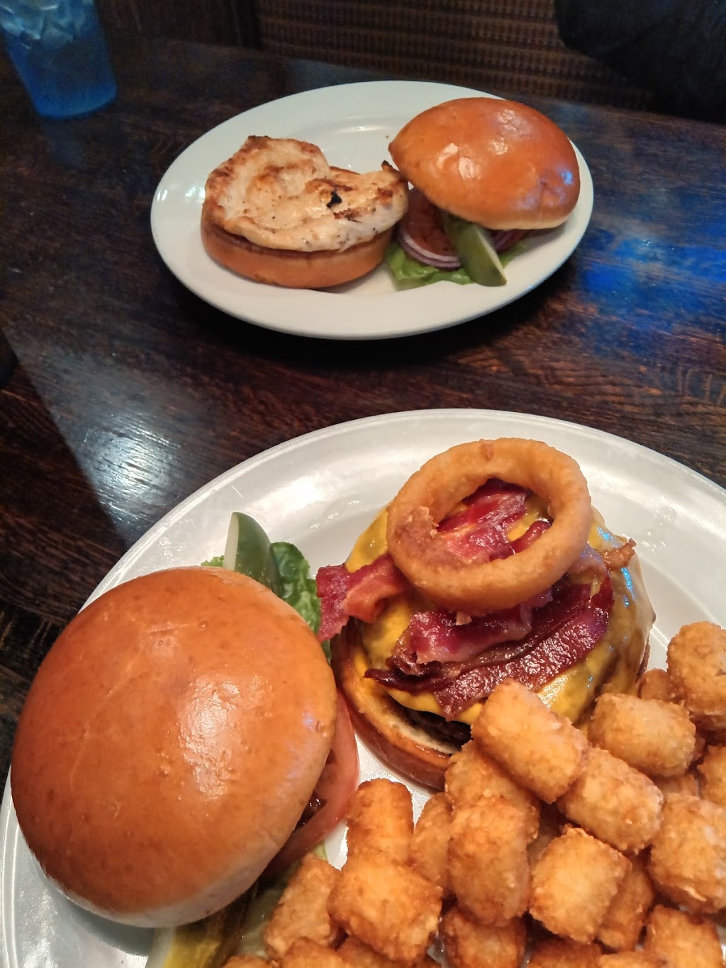 Gullivers Pizza & Pub | 17W517 Roosevelt Rd, Oakbrook Terrace, IL 60181, USA | Phone: (630) 691-1888 Gullivers Pizza & Pub | 17W517 Roosevelt Rd, Oakbrook Terrace, IL 60181, USA | Phone: (630) 691-1888