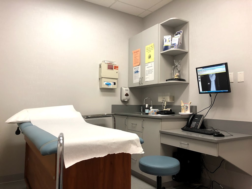 Northeast Orthopedics and Sports Medicine - Nanuet | 408 Airport Executive Park, Nanuet, NY 10954, USA | Phone: (845) 425-0555