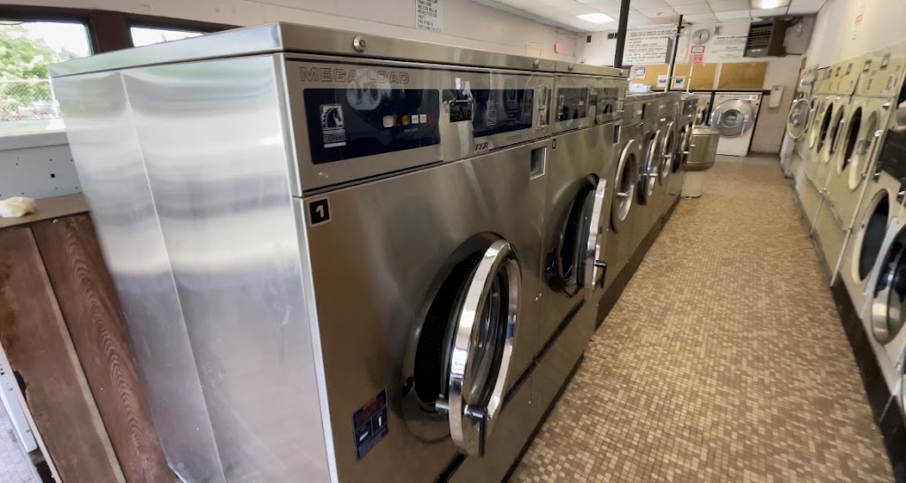 Royal Choice Laundry | 4012 S 140th St, Tukwila, WA 98168, USA | Phone: (206) 431-9174