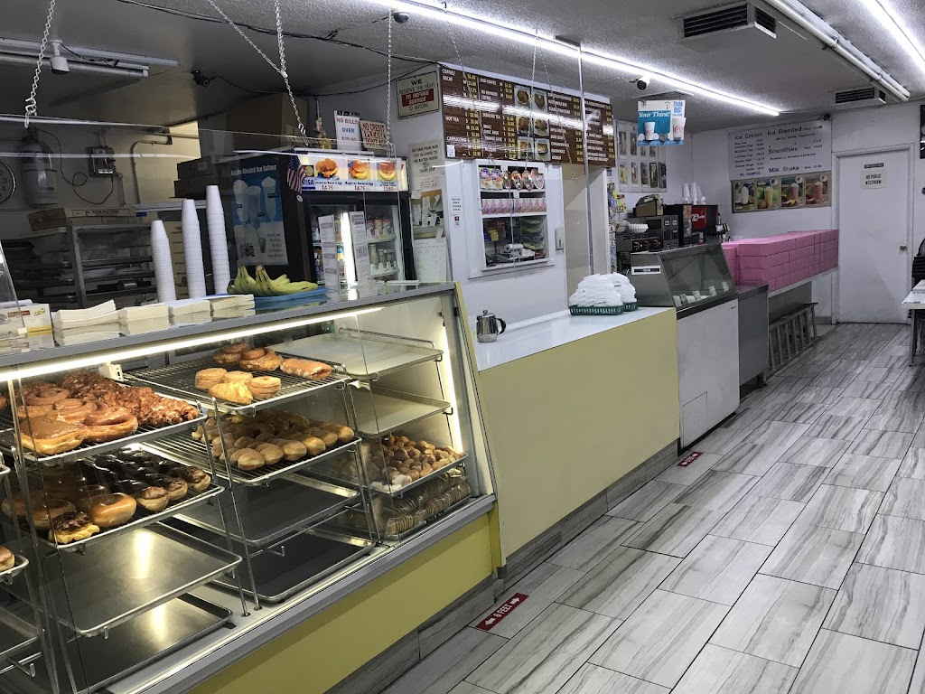 ABC Donuts | 10620 Imperial Hwy, Norwalk, CA 90650, USA | Phone: (562) 864-5393