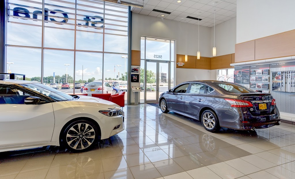 St. Charles Nissan | 5625 Veterans Memorial Pkwy, St Peters, MO 63376, USA | Phone: (636) 441-4481
