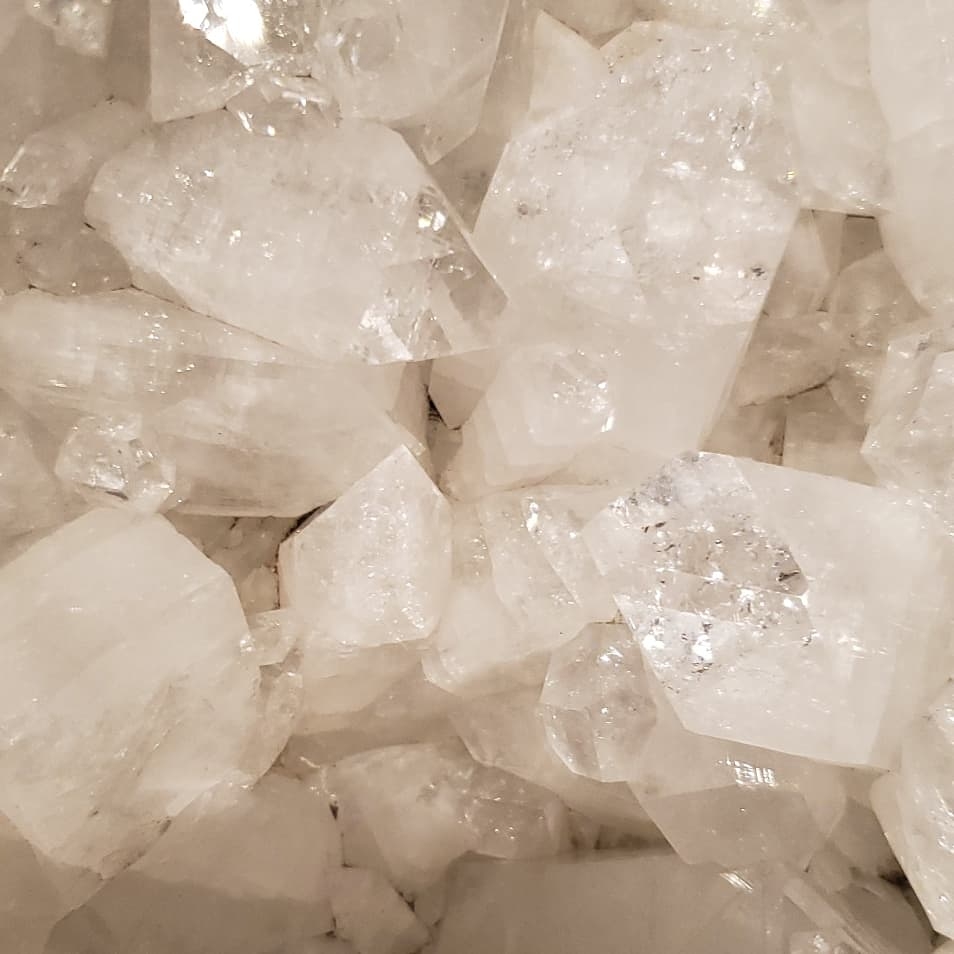 KM Crystals | 3006 Lincoln Blvd, Santa Monica, CA 90405, USA | Phone: (310) 775-1285